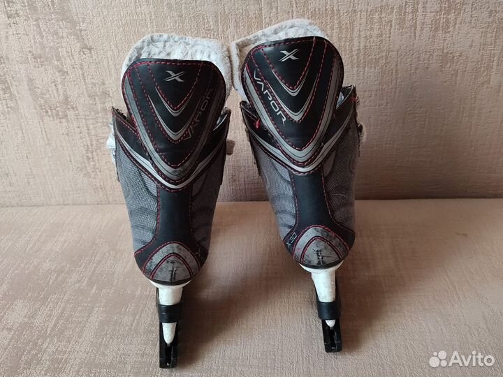 Хоккейные коньки bauer