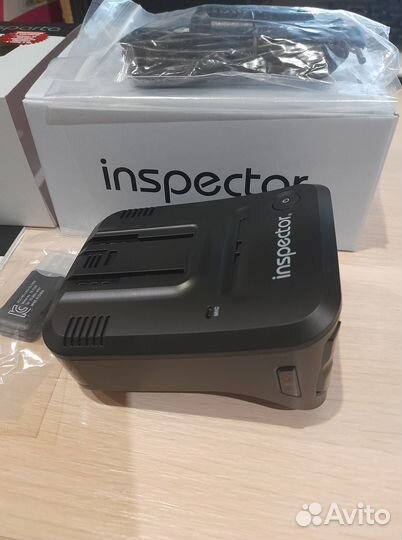 Комбоустройство (видеорегистратор/радар-детектор)