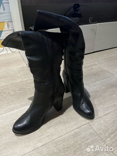 Сапоги женские