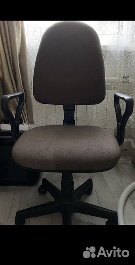 Компьютерное кресло