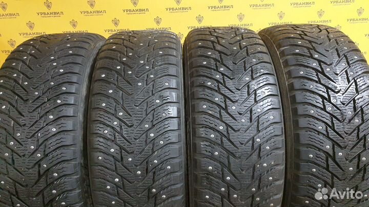 Nokian Tyres Hakkapeliitta 8 SUV 215/65 R16 102T
