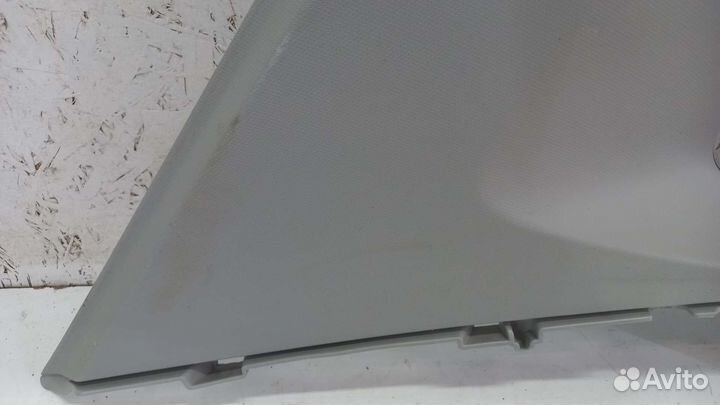 Обшивка задней левой стойки Volkswagen Tiguan 2