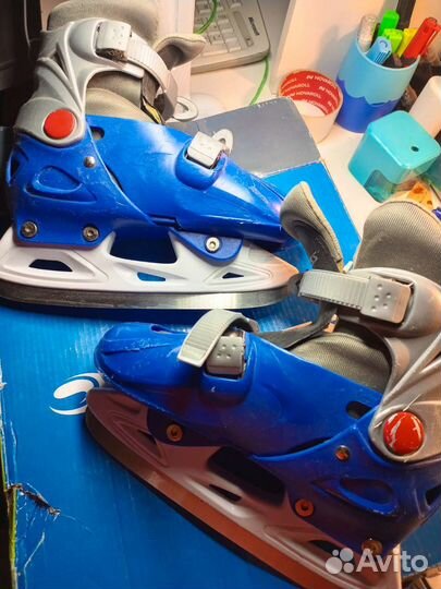 Коньки хоккейные 33