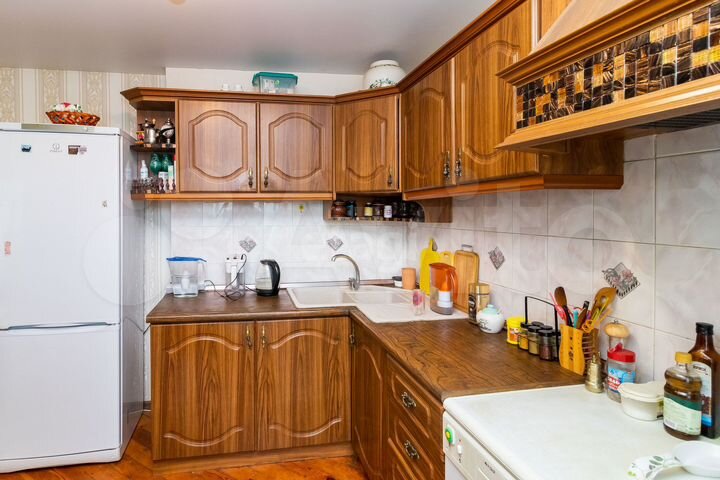 2-к. квартира, 80 м², 6/9 эт.