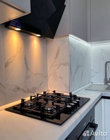 Кухонный гарнитур угловой