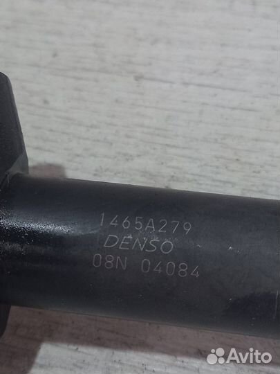 Топливная форсунка Mitsubishi Pajero 4