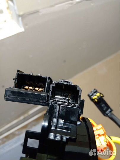 Шлейф подрулевой toyota 84306 22010