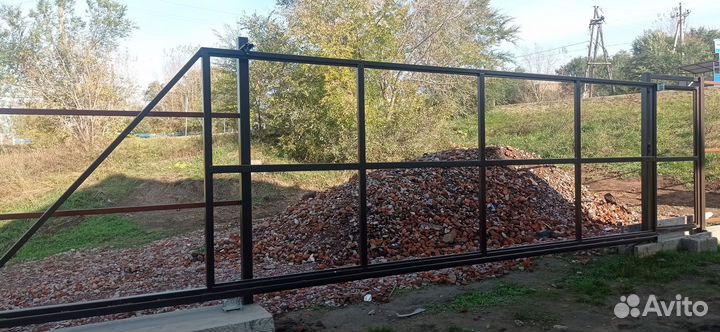 Заборы из профнастила