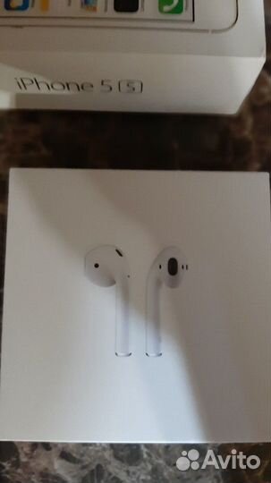 Коробка от наушников AirPods