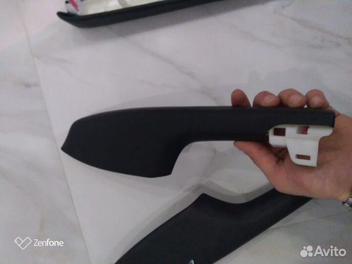 Кожаные вставки на обшивки дверей Тойота Камри v55