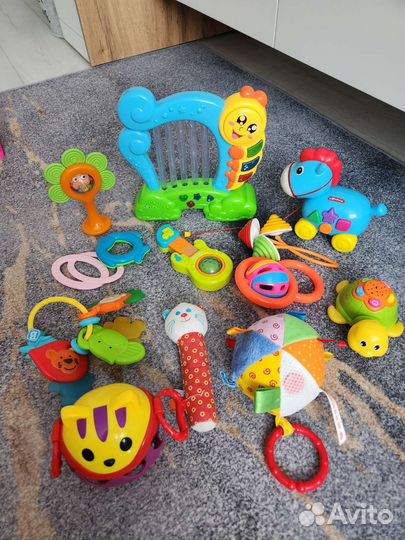Детские игрушки для малышей
