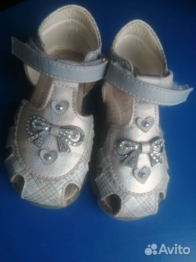 Босоножки для девочки 24 размер