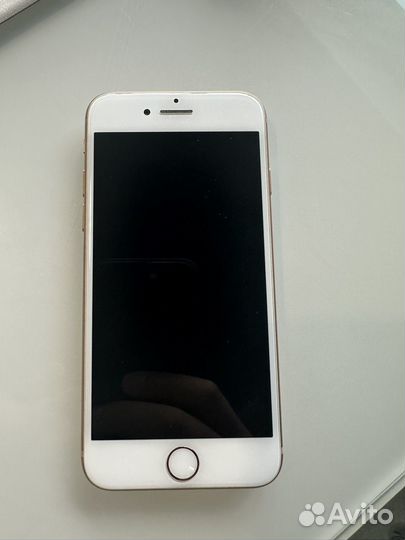iPhone 8, 64 ГБ