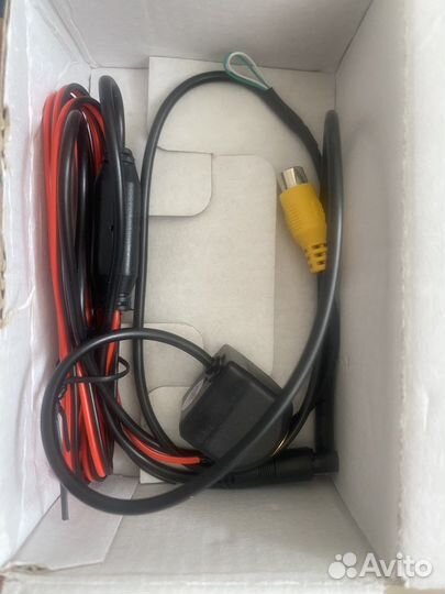 Камера заднего вида greenYi 170*AHD