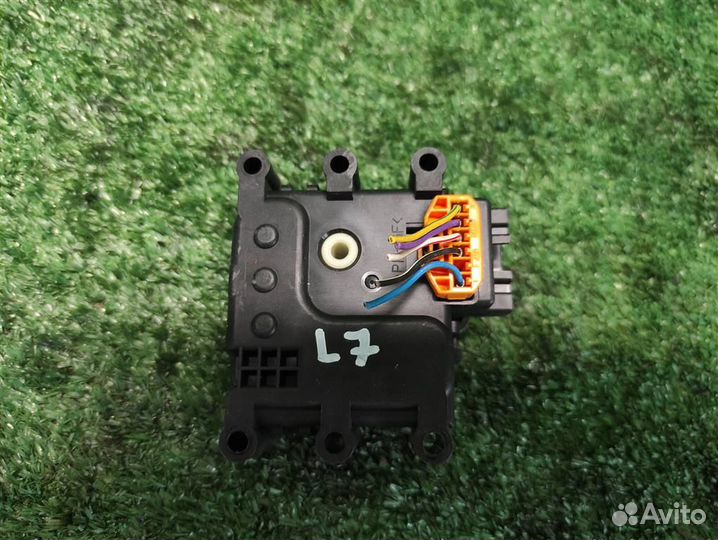 Моторчик заслонки печки Mazda 6 (GG) 2006