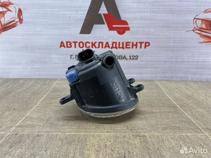 Фара противотуманная левая Toyota Camry V40