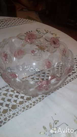 Ваза для фруктов цветное стекло