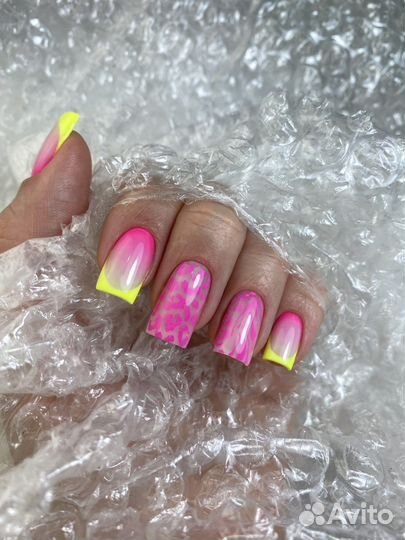 Маникюр на дому