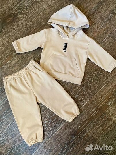 Спортивный костюм