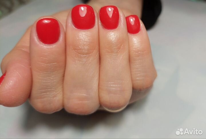 Маникюр и педикюр