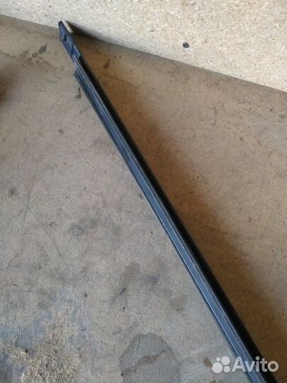 Молдинг стекла задний левый Haima 3 седан