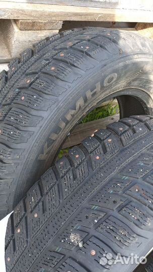 Kumho I'Zen KW22 215/65 R16