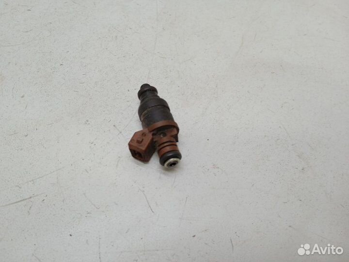 Форсунка топливная Chevrolet Lacetti J200 1.6 2006