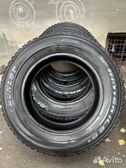 Dunlop SP Winter Ice 01 235/65 R17 108T