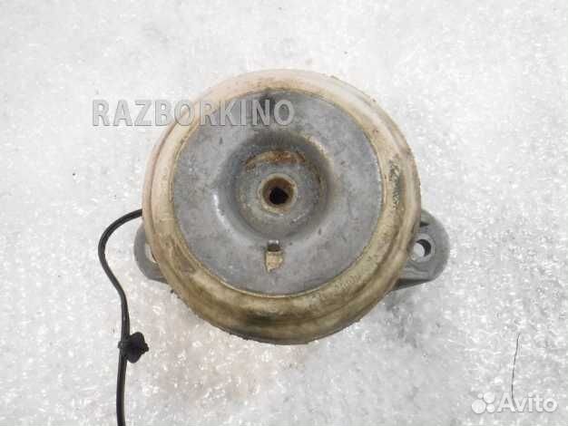 Подушка двигателя