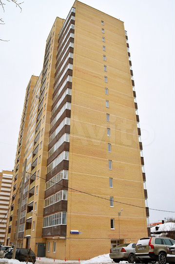 Машиноместо, 14 м²