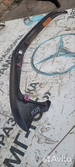 Mercedes W213 E-class водосток двери багажника LH