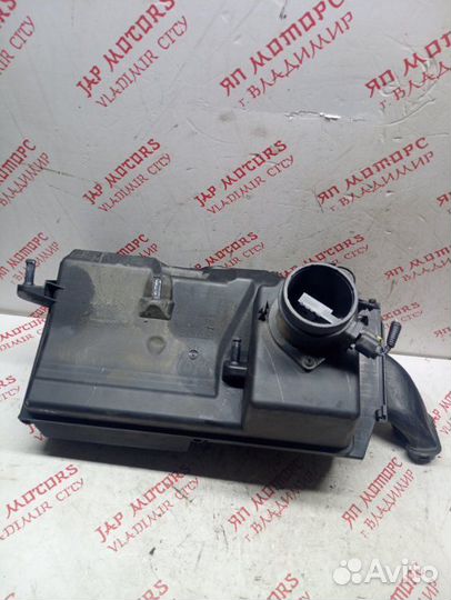 Корпус воздушного фильтра Volvo V70 универсал