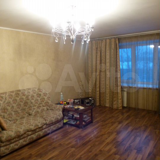 2-к. квартира, 75 м², 4/10 эт.