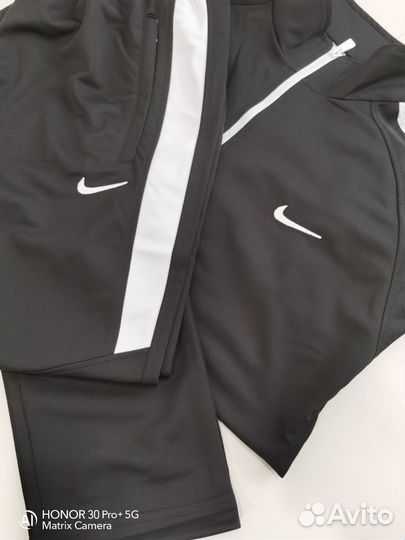 Костюм мужской Nike