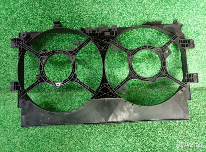 Диффузор Mitsubishi Outlander 1355A087