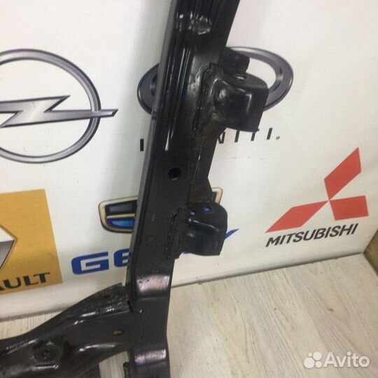 Подрамник Балка подмоторная Renault logan