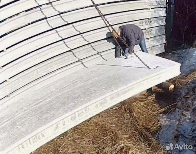 Плиты рядом с проушинами