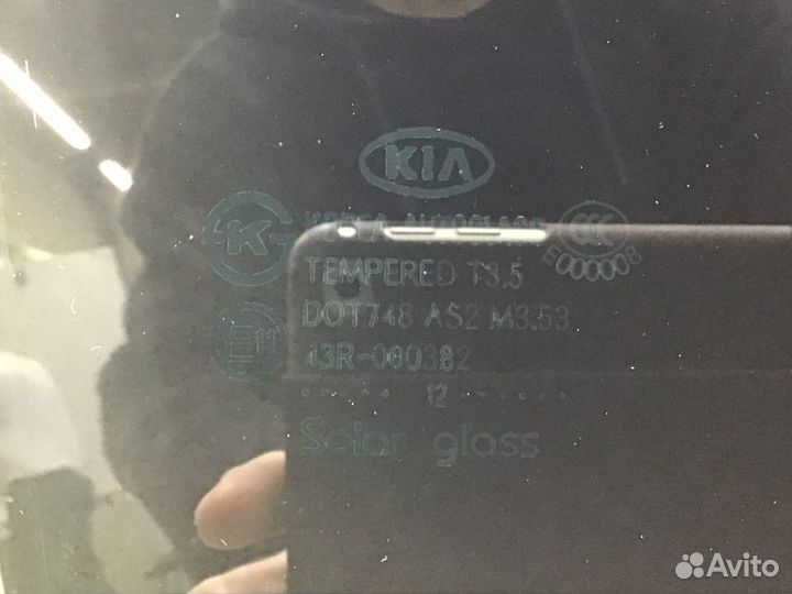 Стекло двери задней правой Kia Optima III 2010-201