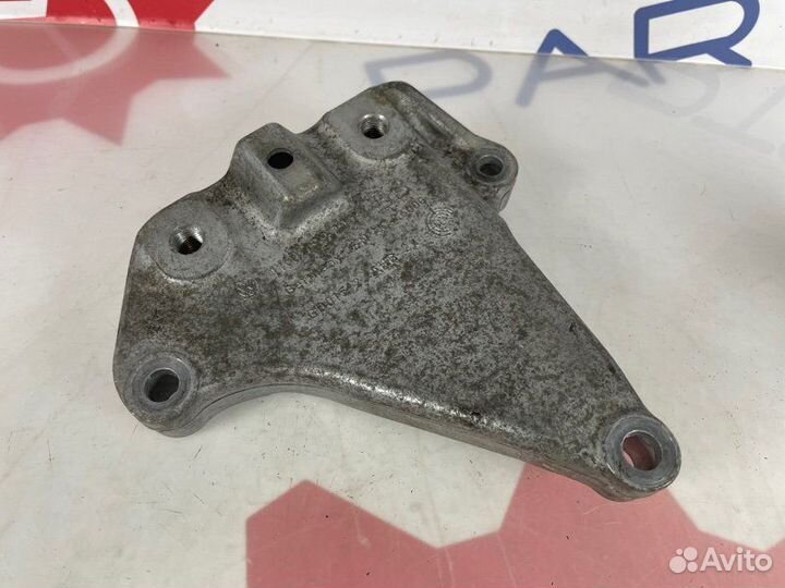 Кронштейн кпп левый Vw Golf MK6 1.4 2012