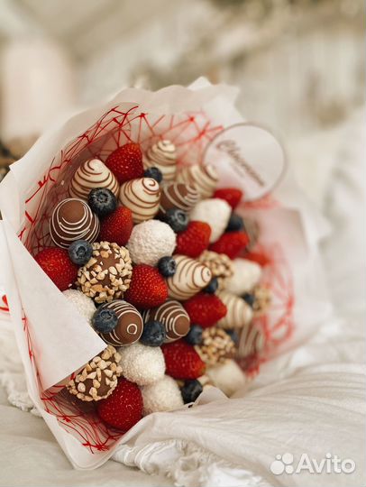 Букет клубники в шоколаде «Фантазия»