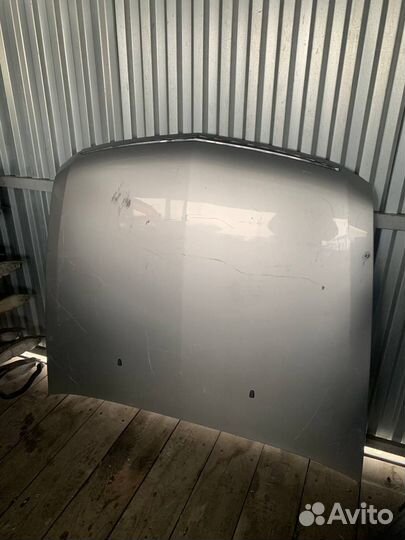 Капот Cadillac STS