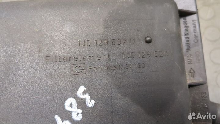 Измеритель потока воздуха Volkswagen Bora, 1999