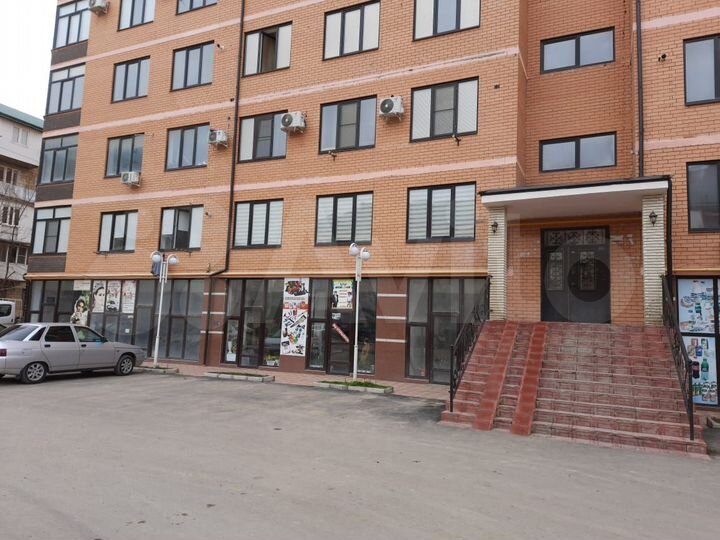 3-к. квартира, 118 м², 1/10 эт.