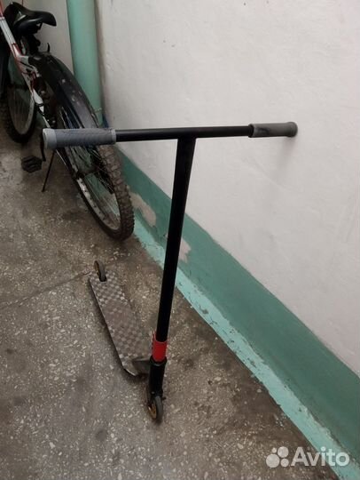 Трюковой самокат кастом парк