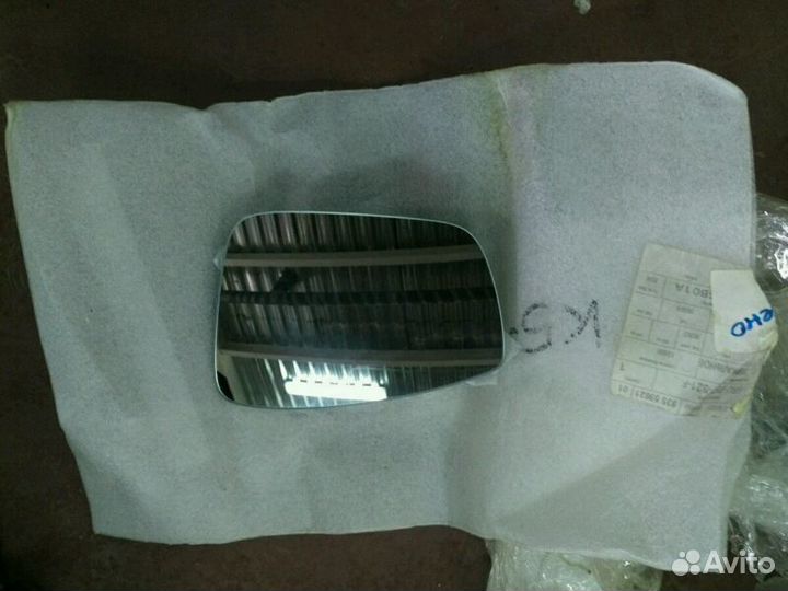 Стекло зеркальное подогрев асверическое Шкода Поло