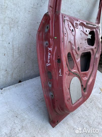 Honda jazz задняя правая дверь