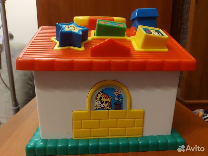 Развивающая игрушка