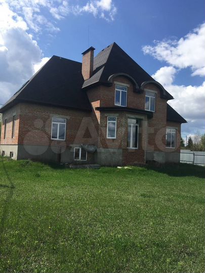 Дом 360 м² на участке 15 сот.