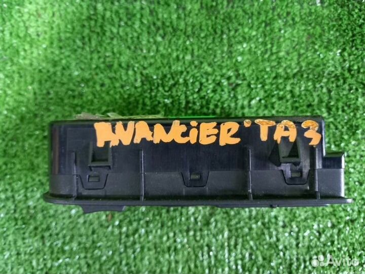 Блок управления навигацией honda avancier TA3 J30A 2001