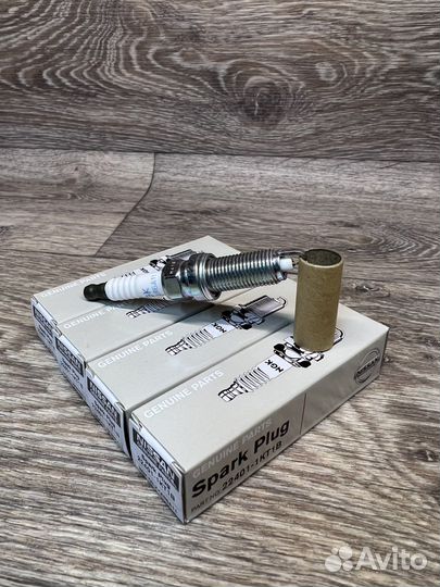 Свечи зажигания Nissan, 22401-1KT1B